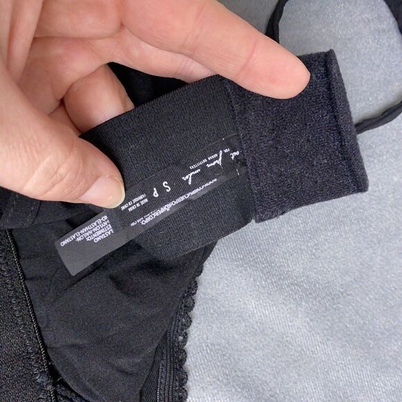 Out from Under Urban Outfitters Size Small Black Unlined Pin Up Bra Wire Free - Picture 7 of 8